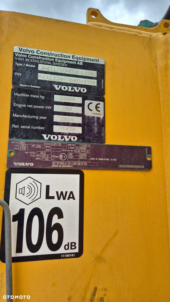Volvo L 120 G - 12
