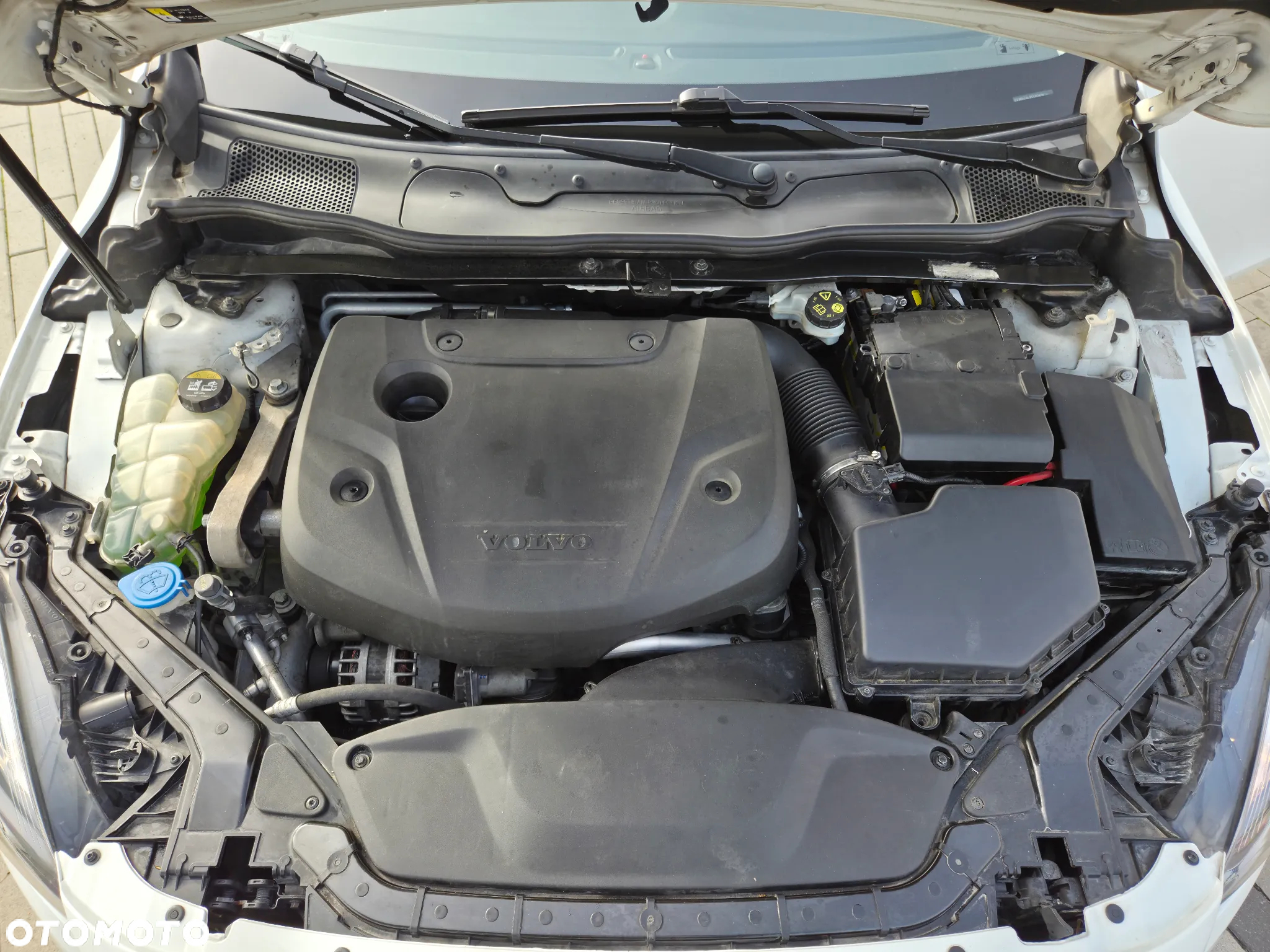 Volvo V40 D2 Drive-E Kinetic - 16