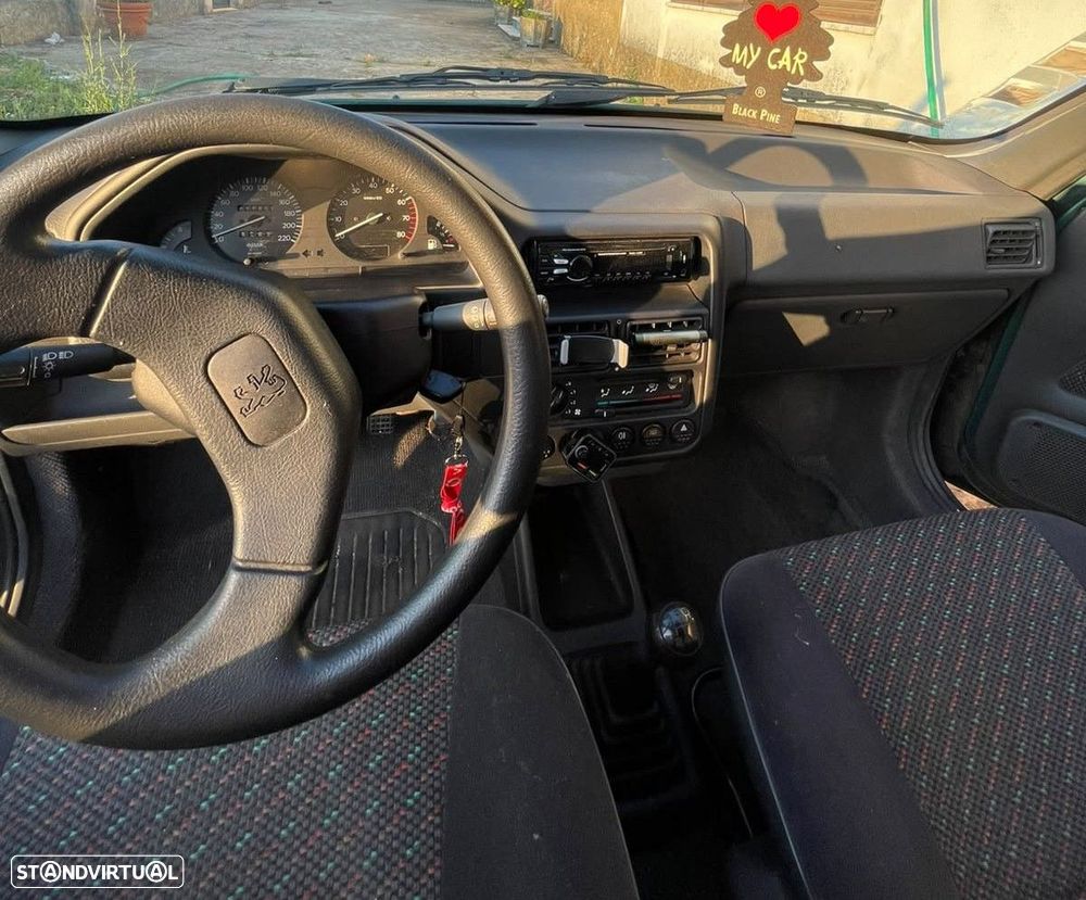 Peugeot 106 1.1 XT - 11