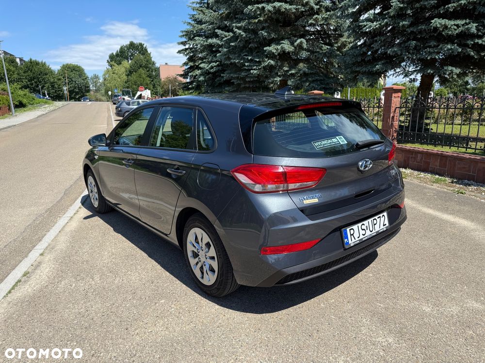 Hyundai i30 1.5 DPI Classic + - 4