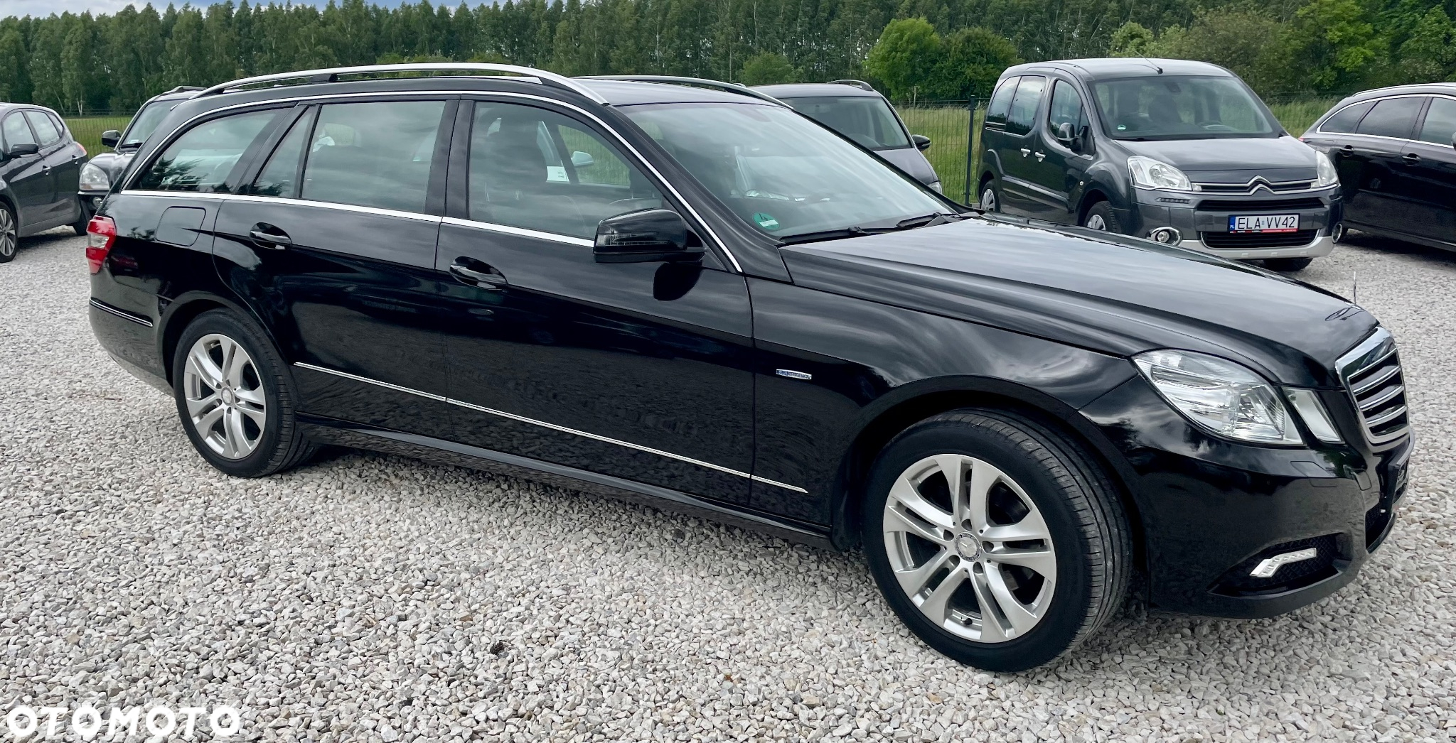 Mercedes-Benz Klasa E 200 CGI BlueEffICIENCY Avantgarde - 19