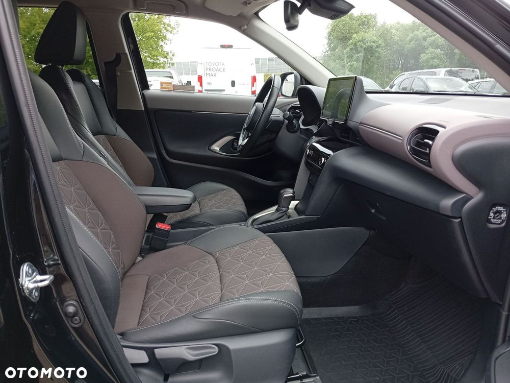 Toyota Yaris Cross - 21