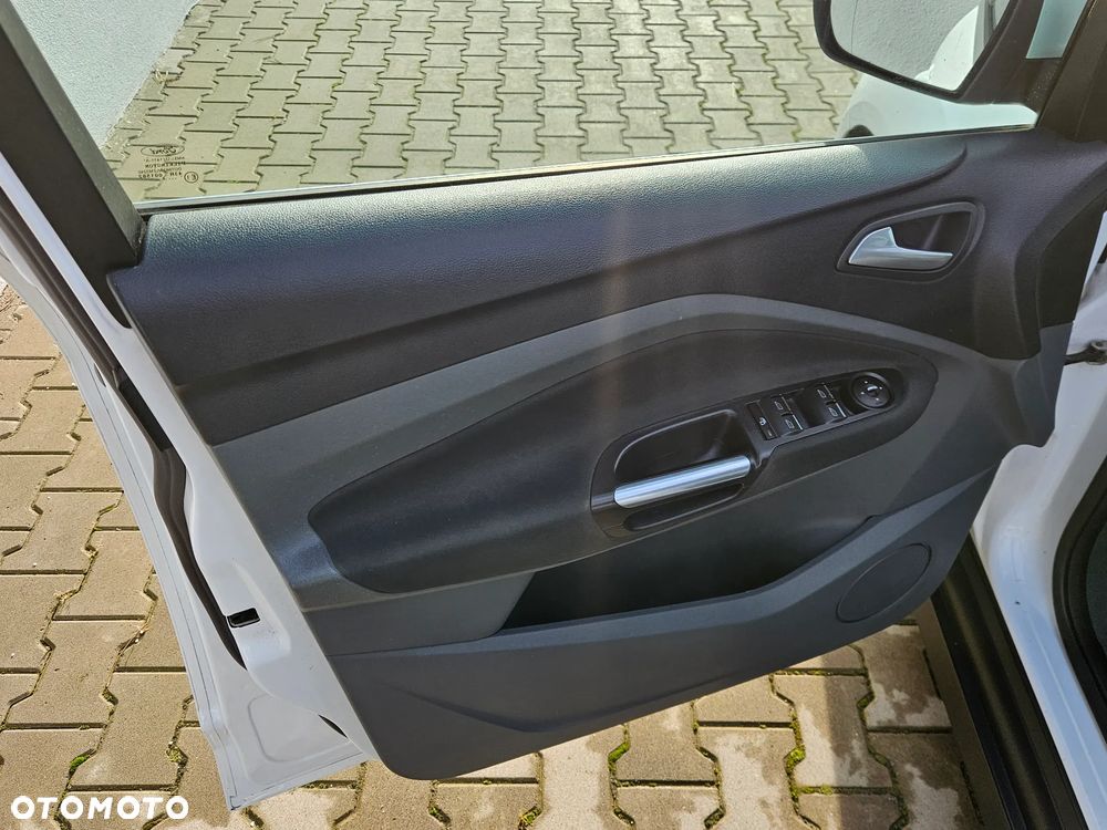 Ford Grand C-MAX 1.6 TDCi Start-Stop-System Champions Edition - 26