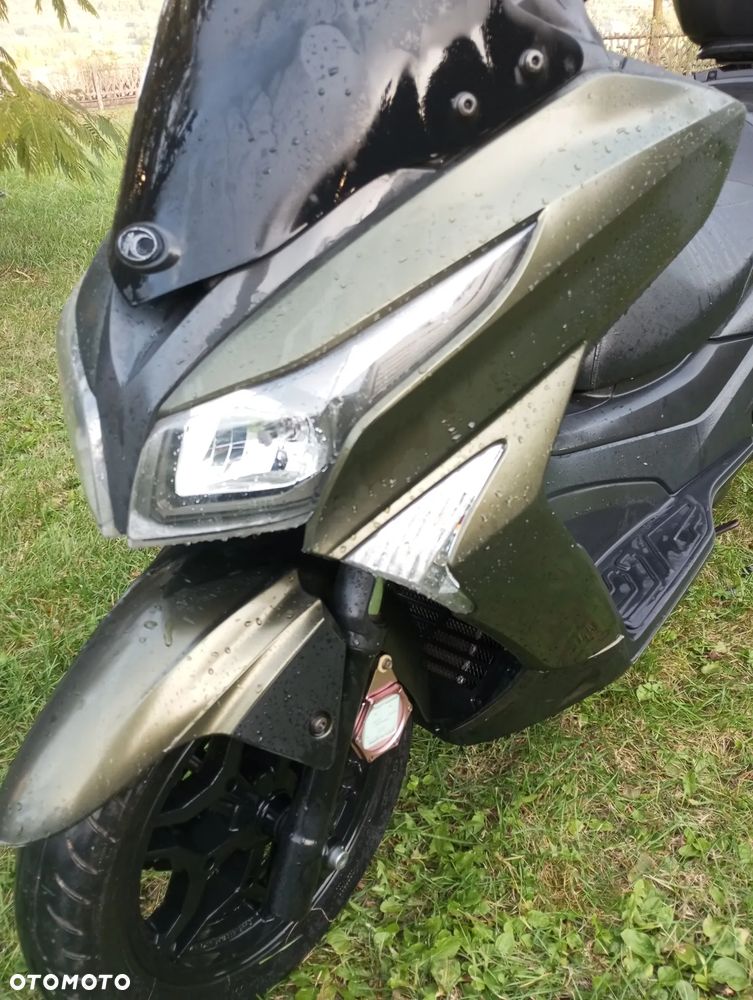 Yamaha NMAX - 13