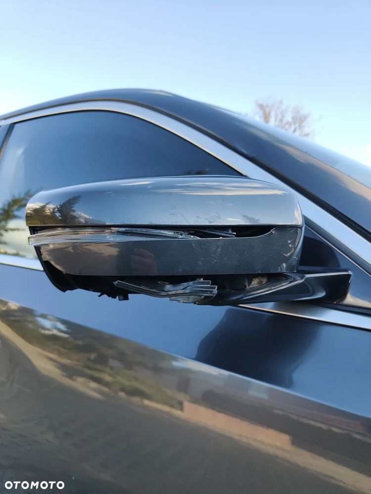 BMW Seria 3 330e M Sport - 16