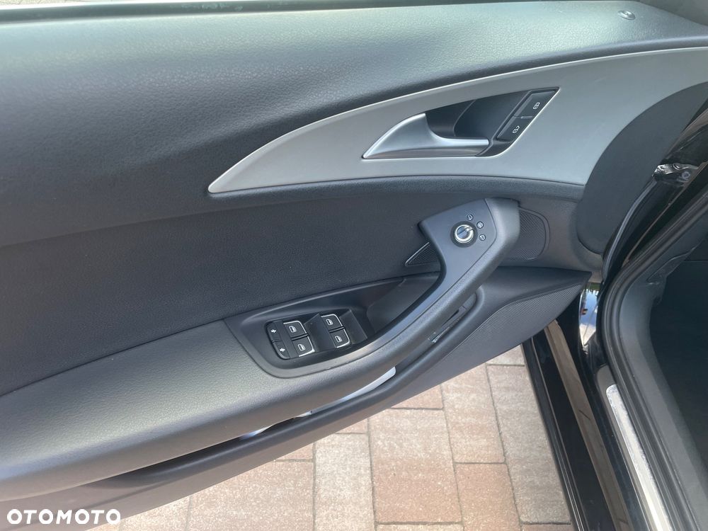 Audi A6 Avant 2.0 TDI Ultra DPF S tronic - 14