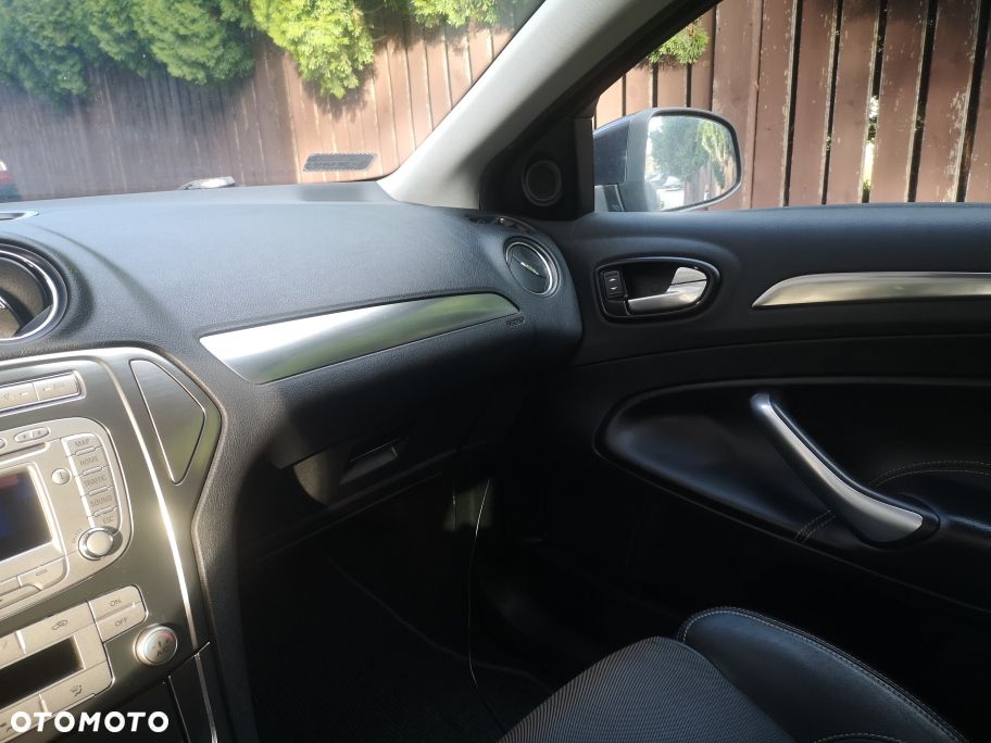 Ford Mondeo 2.0 TDCi Titanium S - 15