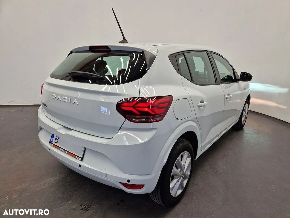 Dacia Sandero ECO-G 100 MT5 Expression - 4