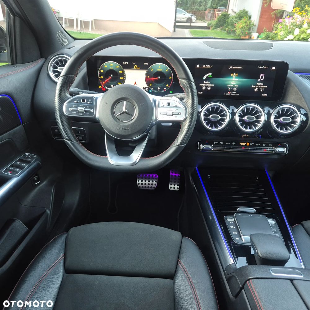 Mercedes-Benz GLA 180 d 8G-DCT AMG Line - 29