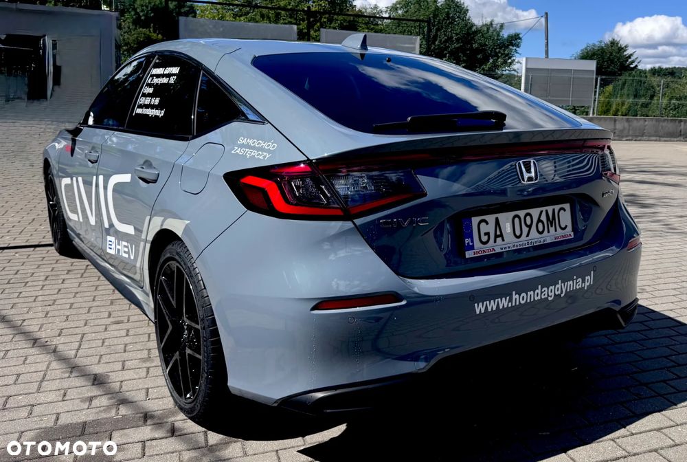 Honda Civic 2.0 i-MMD Advance CVT - 8