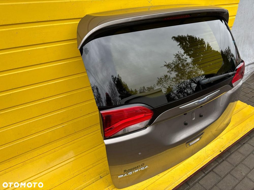 CHRYSLER PACIFICA II KLAPA BAGAŻNIKA TYŁ PTE KAMERA 17R. - 6