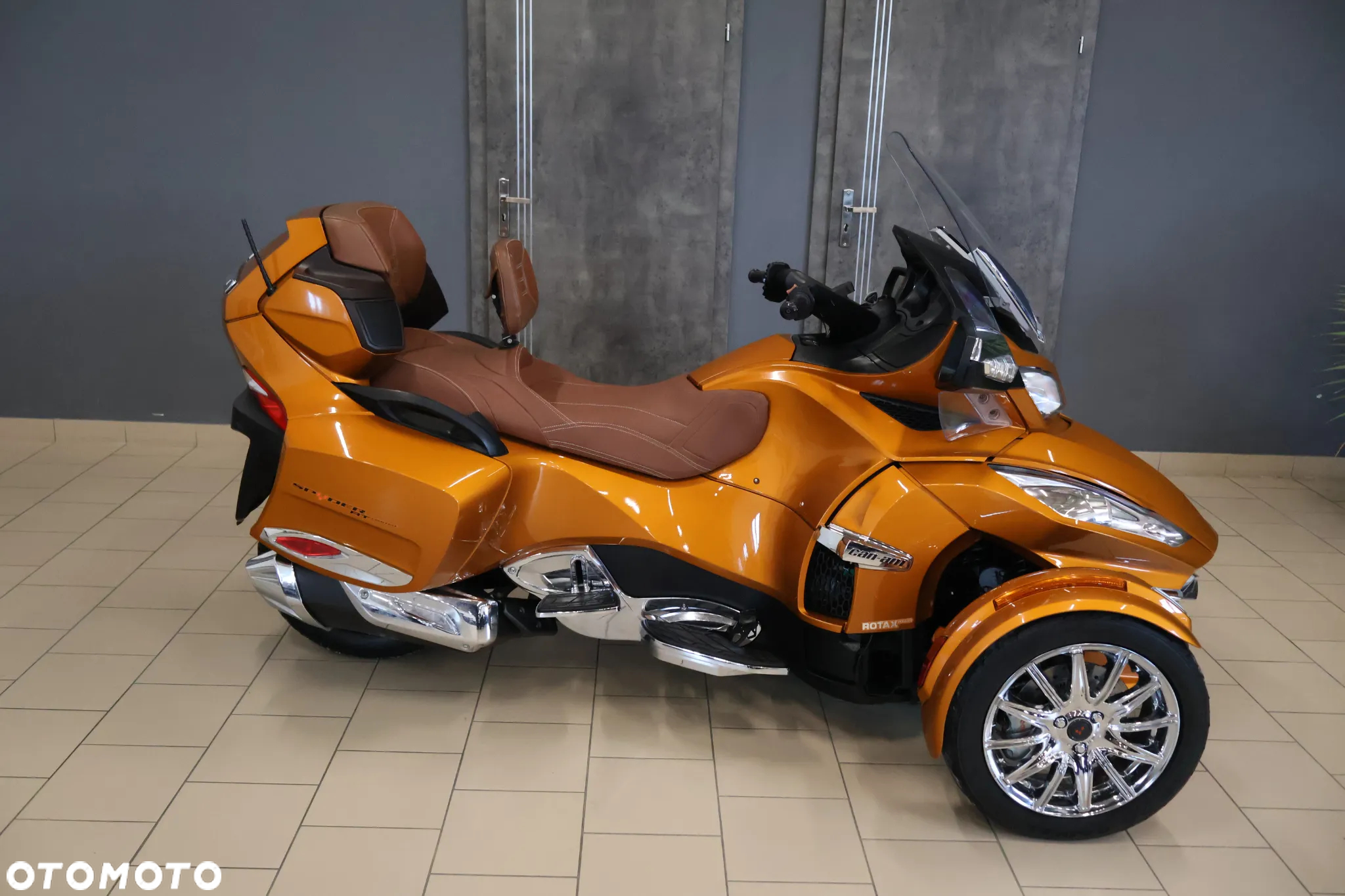 Can-Am Spyder - 3