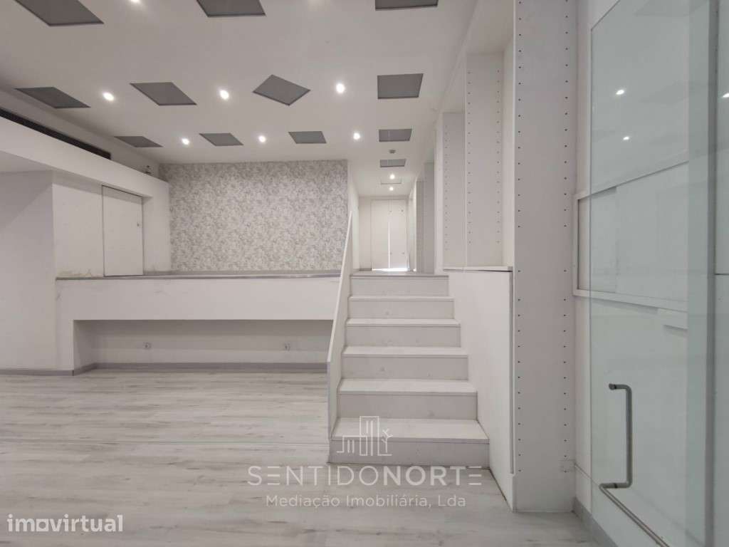 Loja no Centro Comercial Brasília - Grande imagem: 5/14