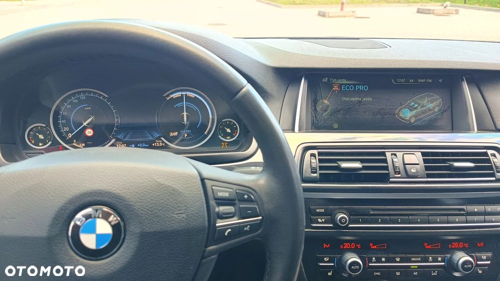 BMW Seria 5 535d xDrive Luxury Line - 33