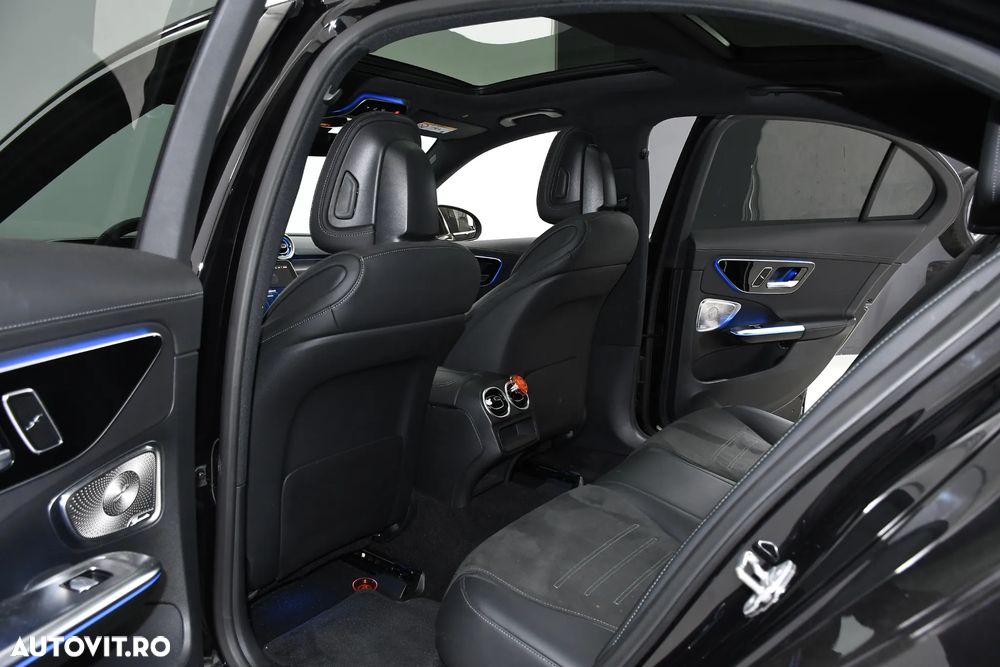 Mercedes-Benz C 300 9G-TRONIC AMG Line - 13