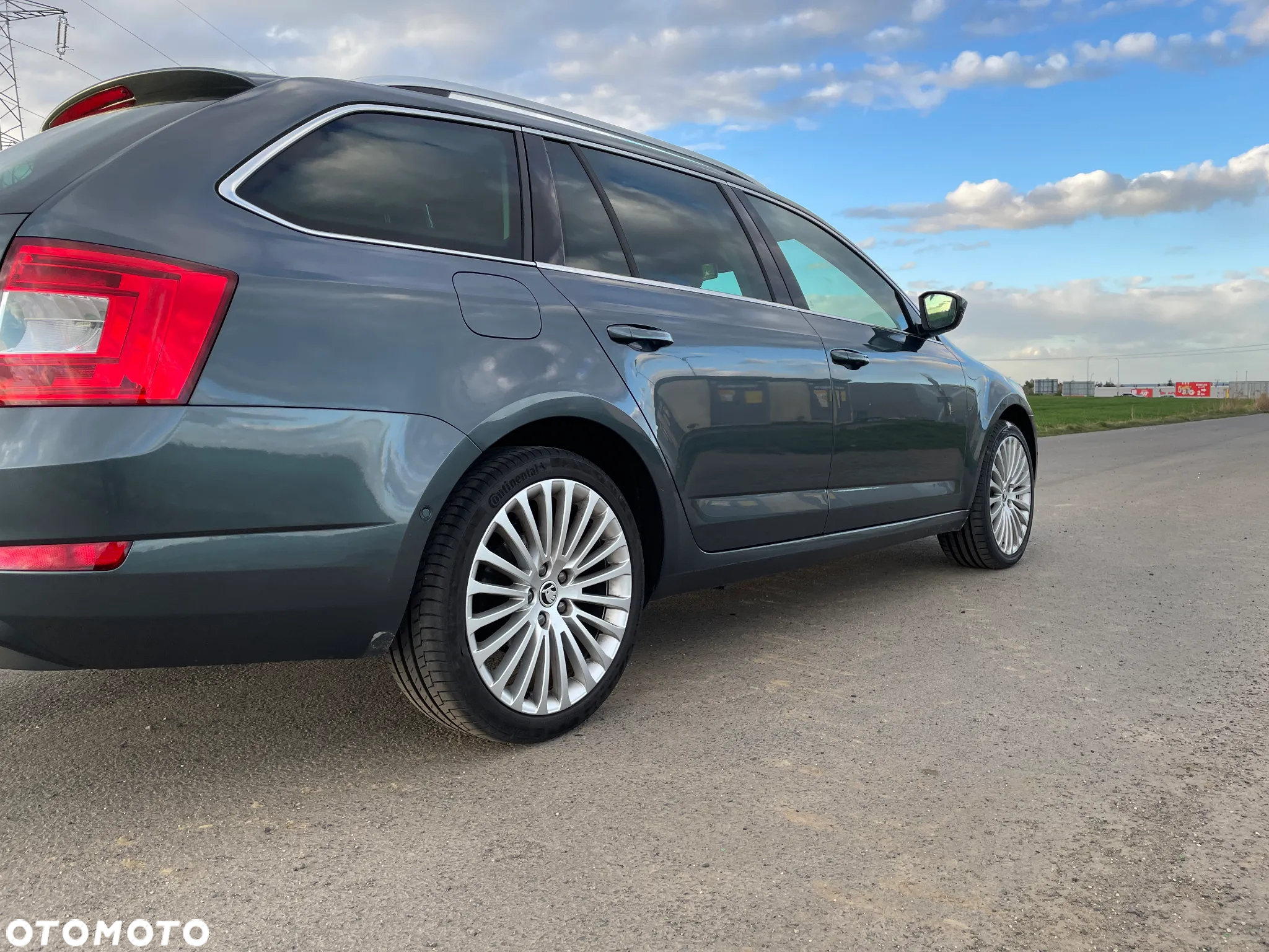 Skoda Octavia Combi 2.0 TDI Green tec DSG Elegance - 20