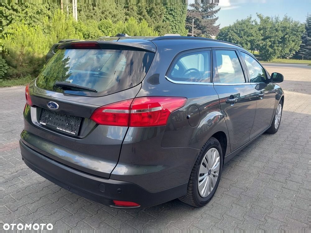 Ford Focus - 14