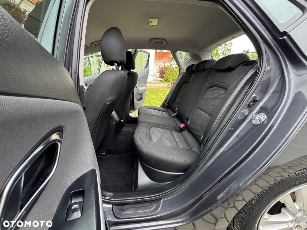 Kia Ceed - 15