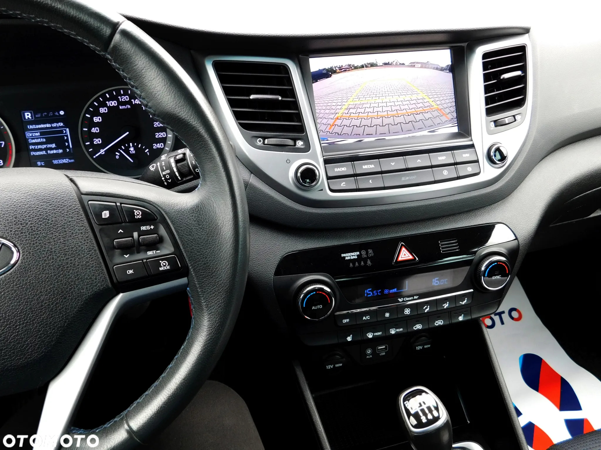 Hyundai Tucson 1.6 GDi 2WD Pure - 16