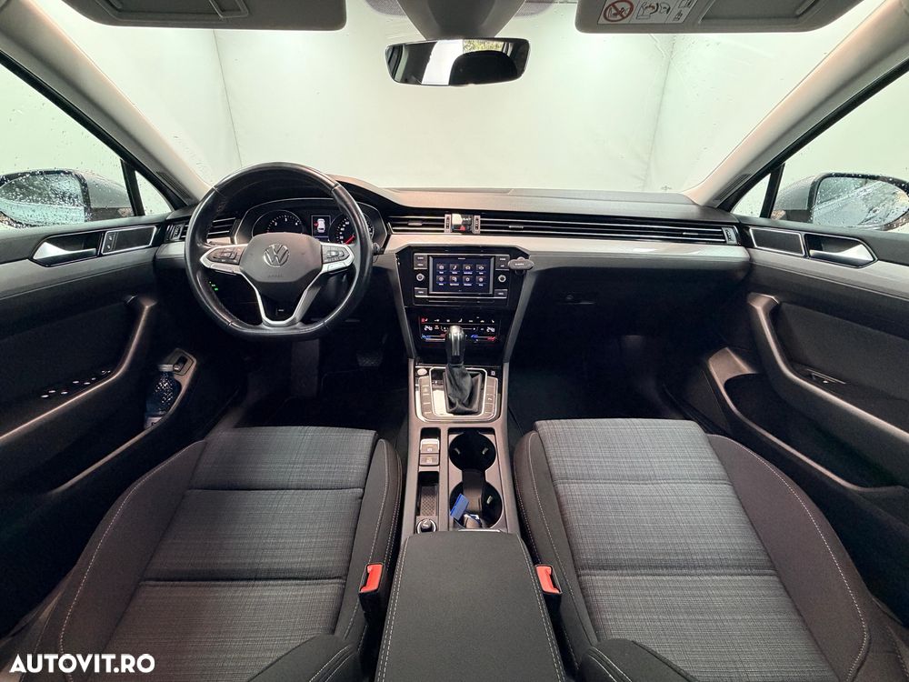Volkswagen Passat 2.0 TDI DSG Comfortline - 12