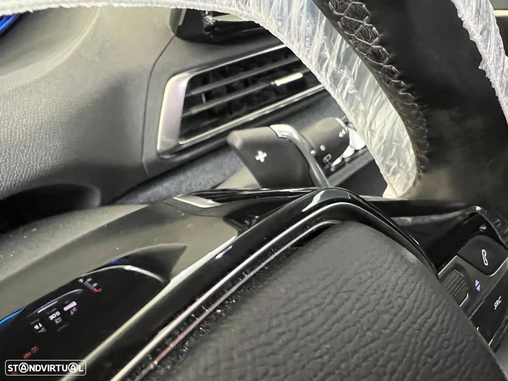 Peugeot 3008 - 16