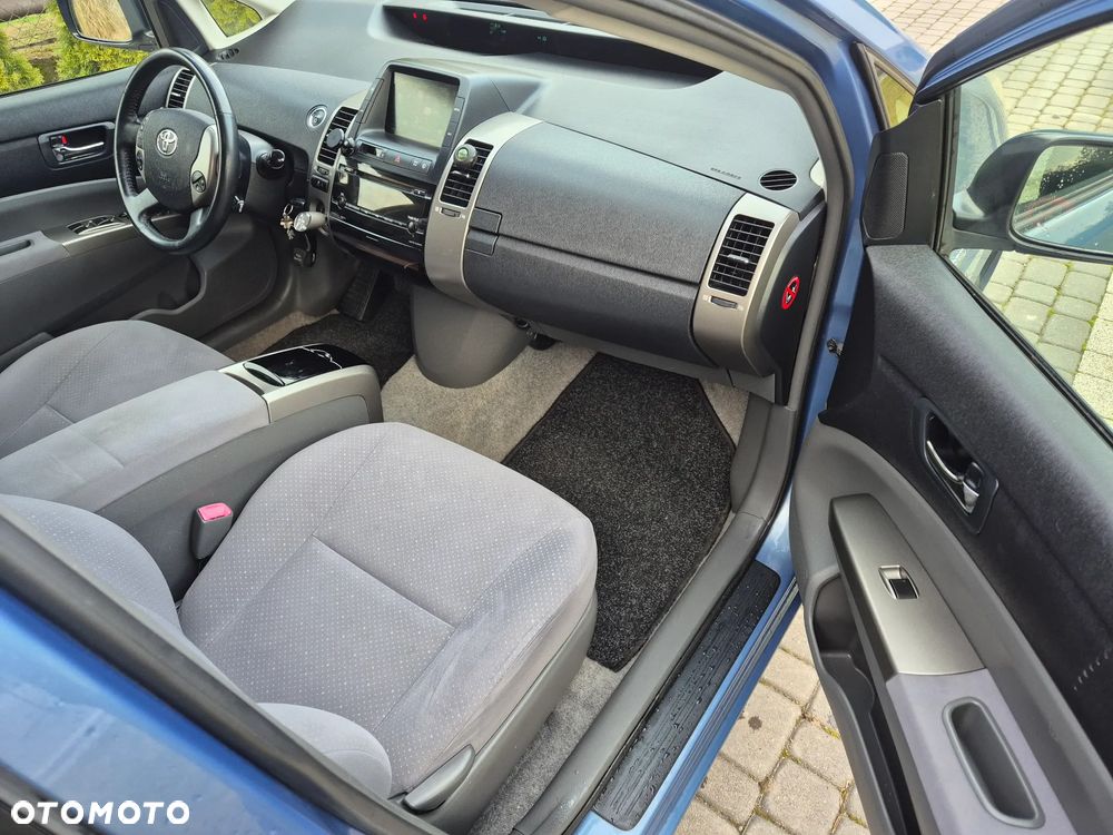 Toyota Prius 1.5 VVT-i Sol - 12