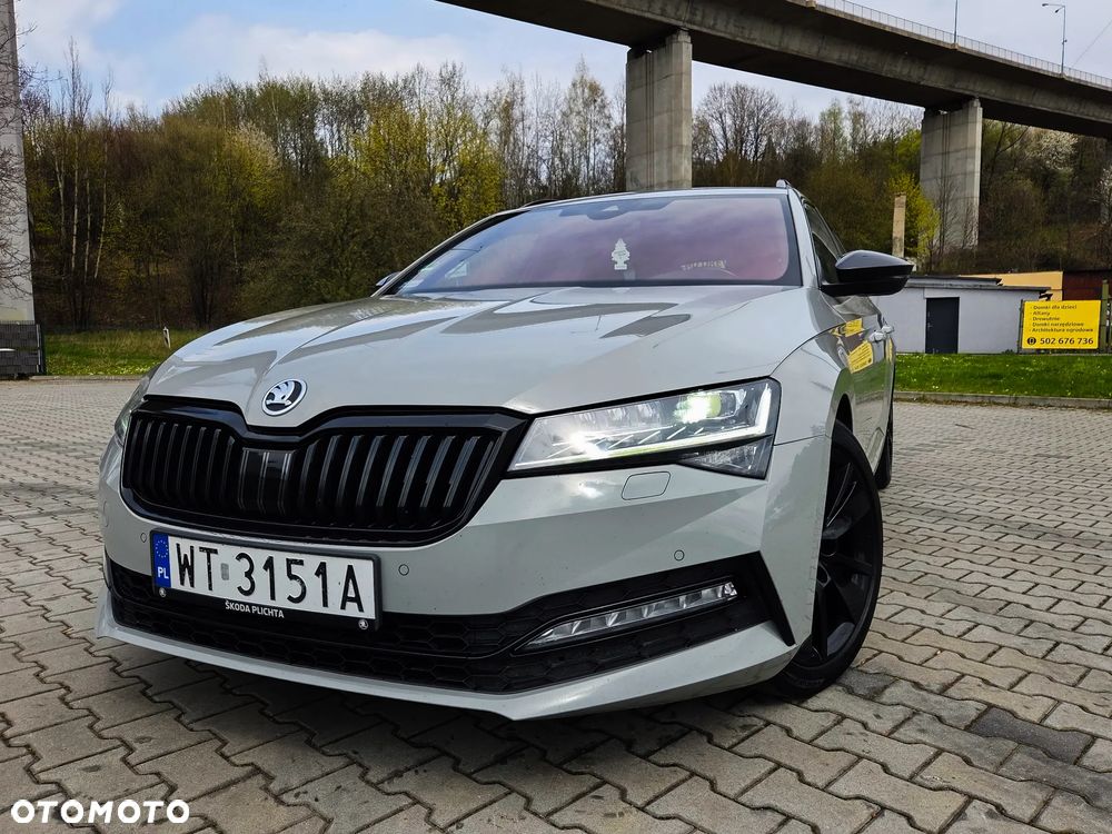 Skoda Superb 2.0 TDI SCR Sportline DSG - 2