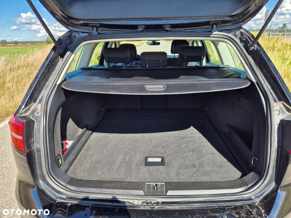 Volkswagen Passat 2.0 TDI SCR DSG Highline - 22