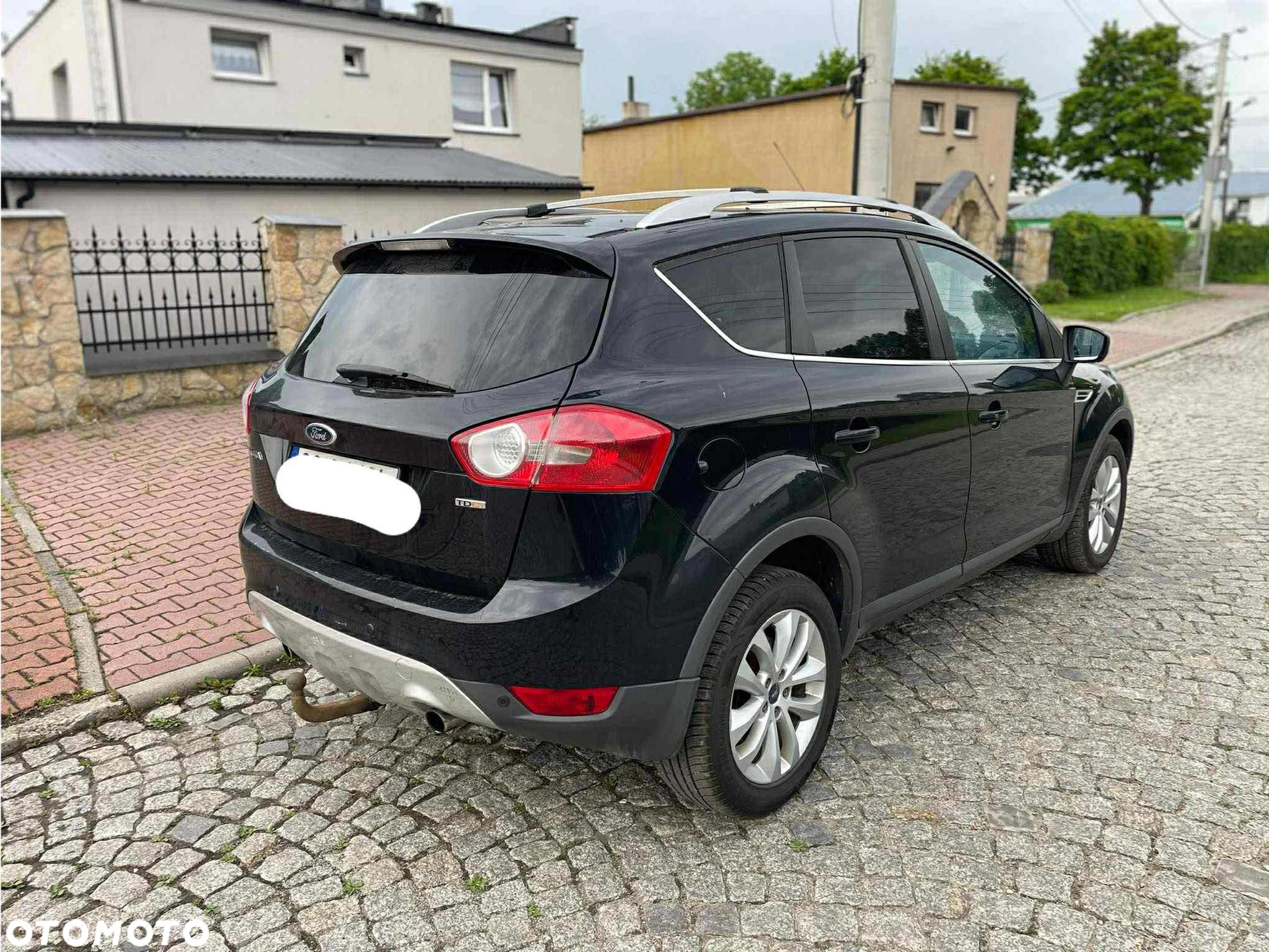 Ford Kuga 2.0 TDCi 2x4 Black & Silver - 9