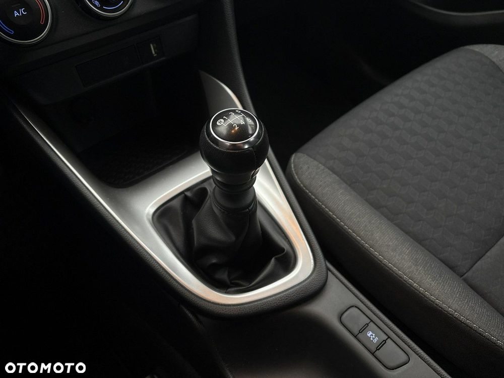 Toyota Yaris 1.5 Comfort - 22