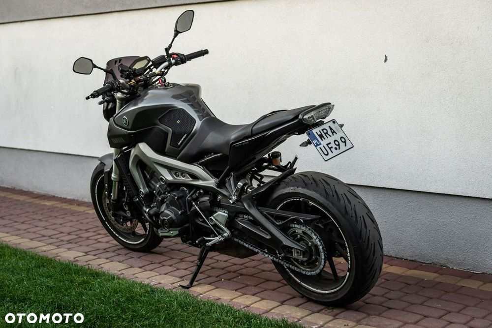 Yamaha MT - 4