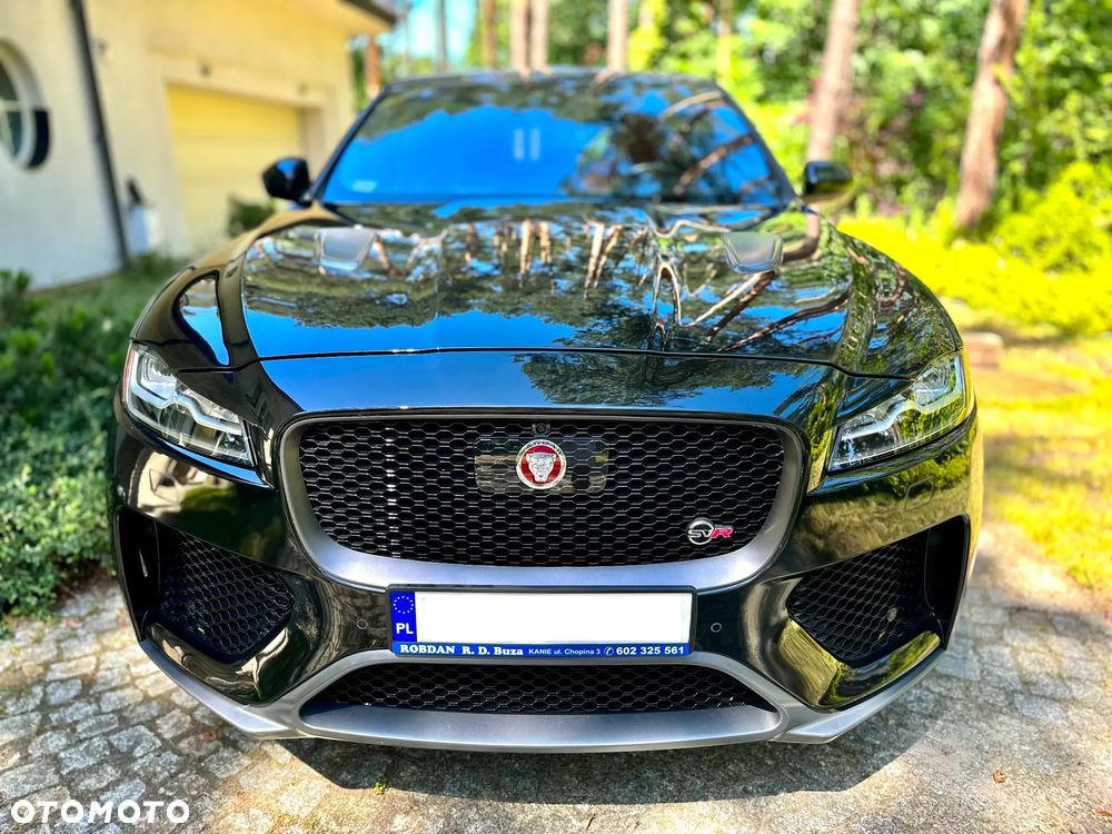 Jaguar F-Pace 5.0 V8 P550 AWD SVR - 11