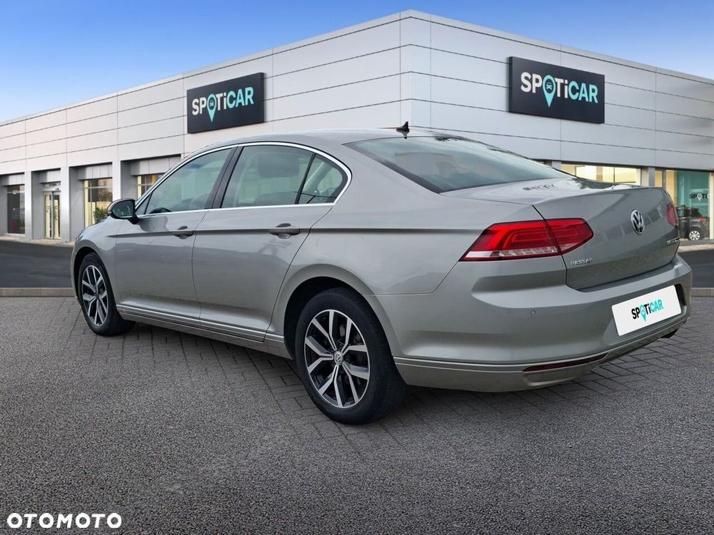 Volkswagen Passat 2.0 TDI BMT Comfortline DSG - 8