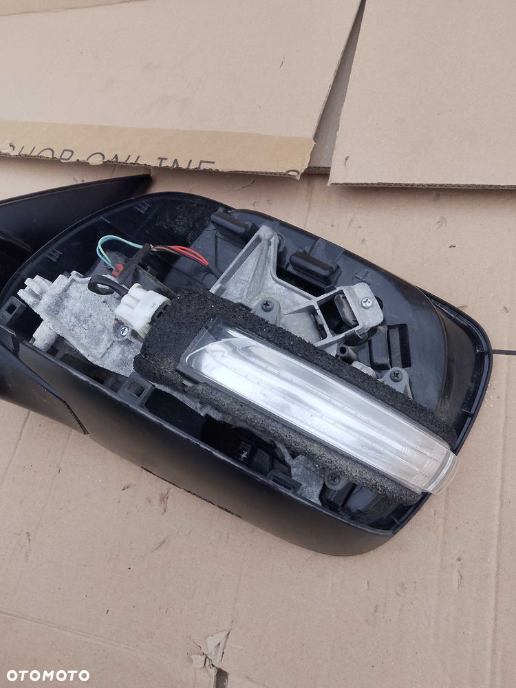 lusterko lewe TOYOTA LAND CRUISER J150 lift 9 pin europa - 4