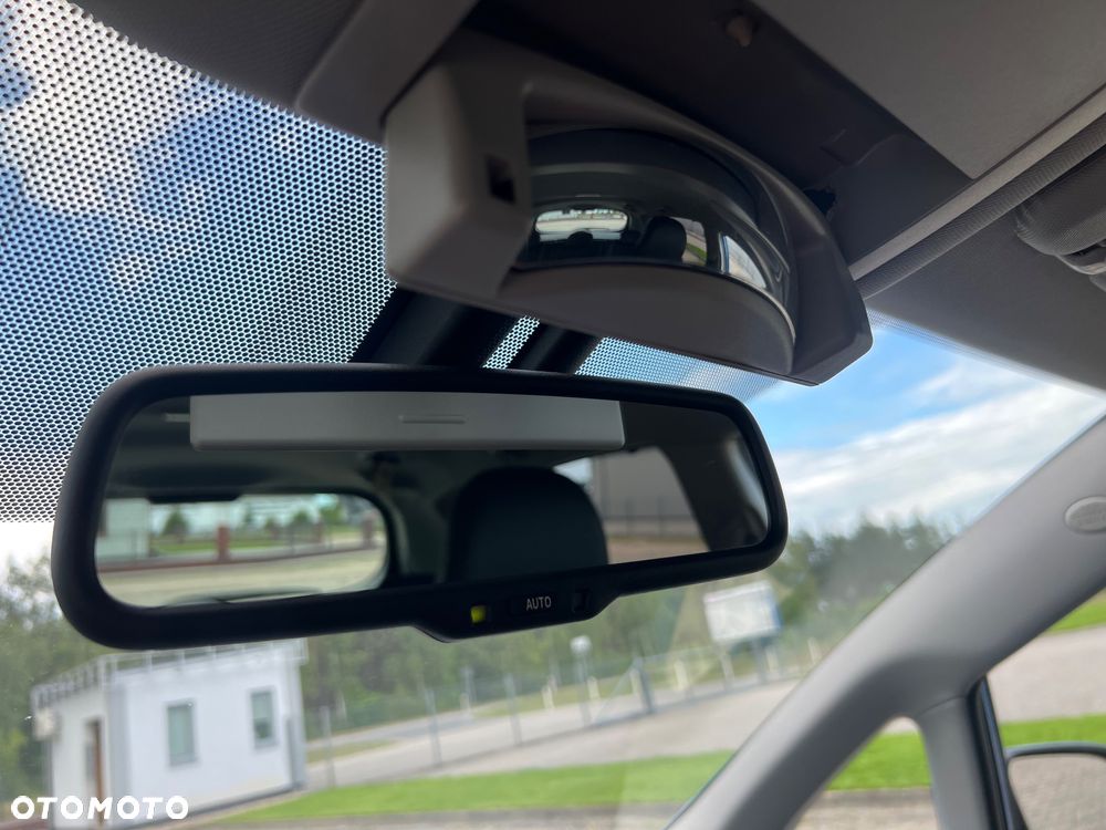Toyota Verso 1.8 Sol plus NAVI - 26