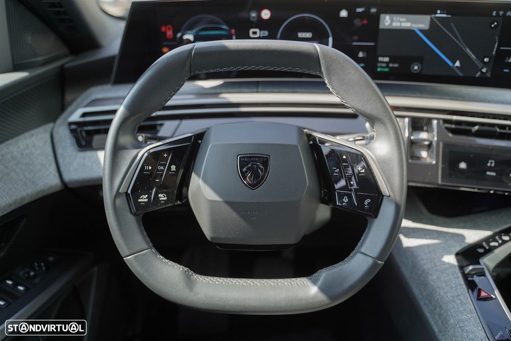 Peugeot 3008 1.2 Hybrid Allure e-DCS6 - 20