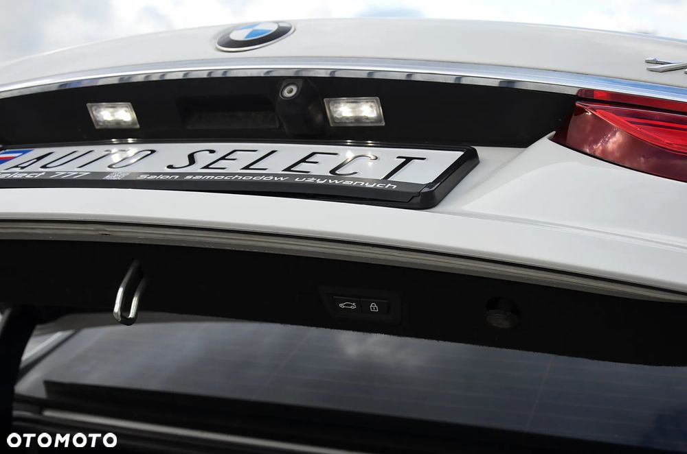BMW Seria 7 740Li - 25