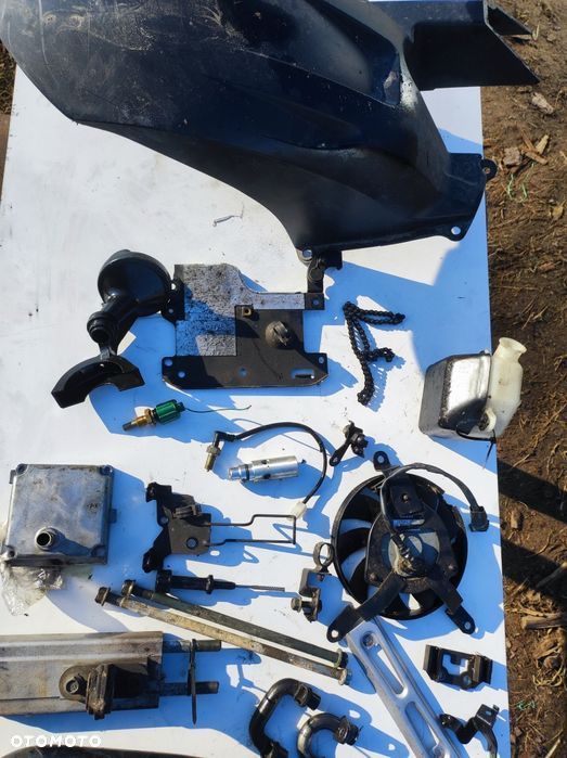 Yamaha FZ6 (2004–2009) części uchwyt przewód dekielek wiatrak silnik - 5