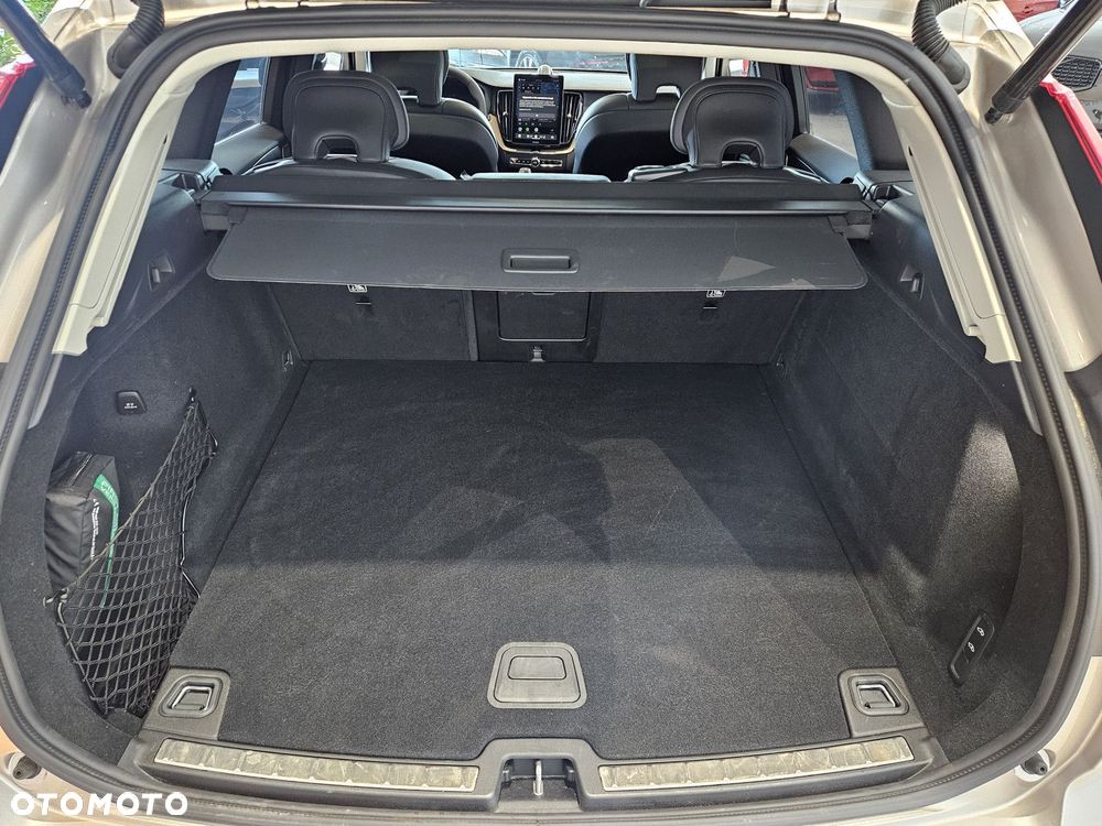 Volvo XC 60 - 33