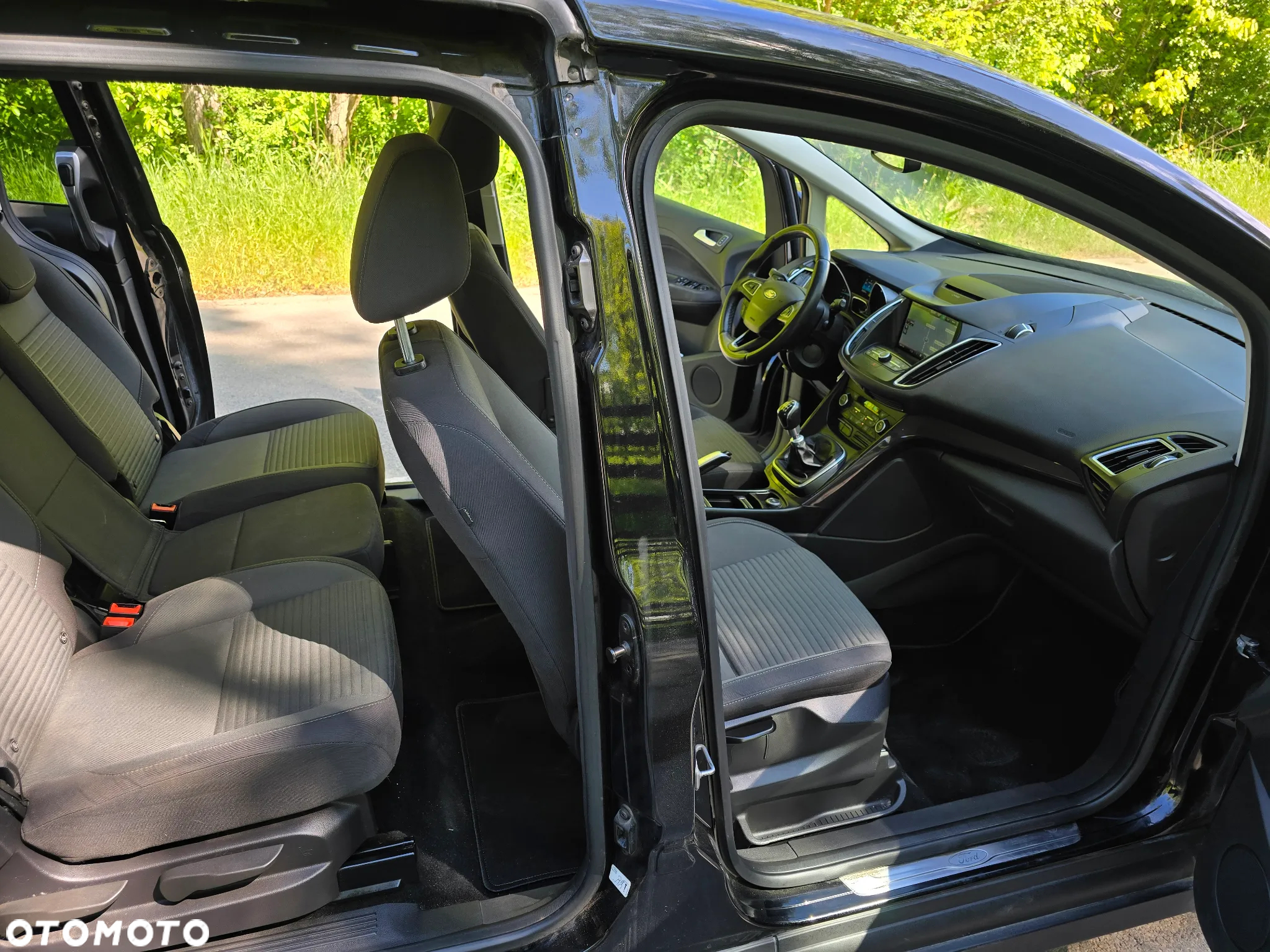 Ford Grand C-MAX 2.0 TDCi Start-Stopp-System Business Edition - 19