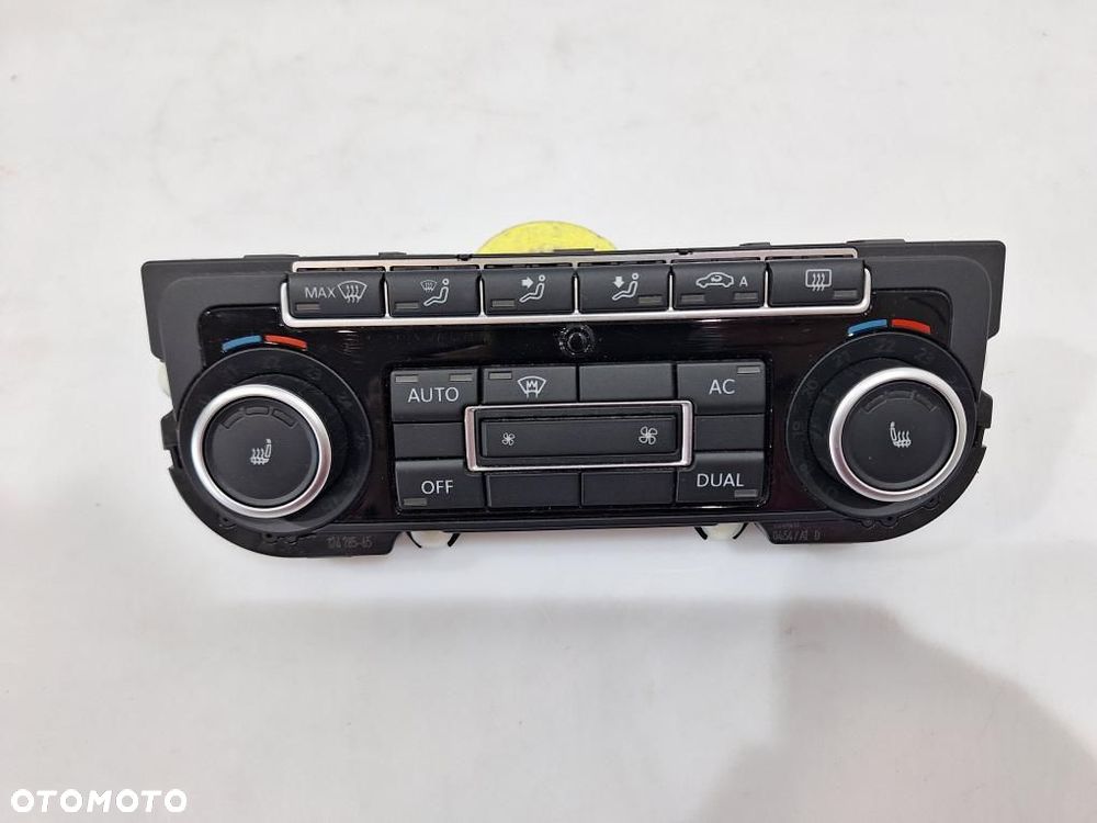VW Golf VI Tiguan Panel Klimatyzacji 5K0907044FB - 1