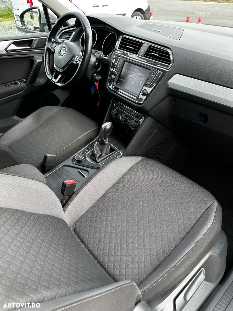 Volkswagen Tiguan 2.0 TDI 4Mot DSG Comfortline - 30