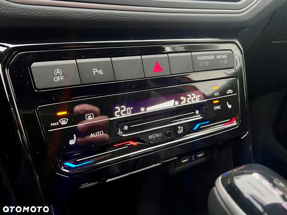 Volkswagen T-Cross 1.5 TSI ACT R-Line Plus DSG - 10