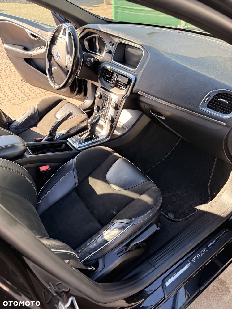 Volvo V40 D4 Drive-E R-Design Momentum - 8