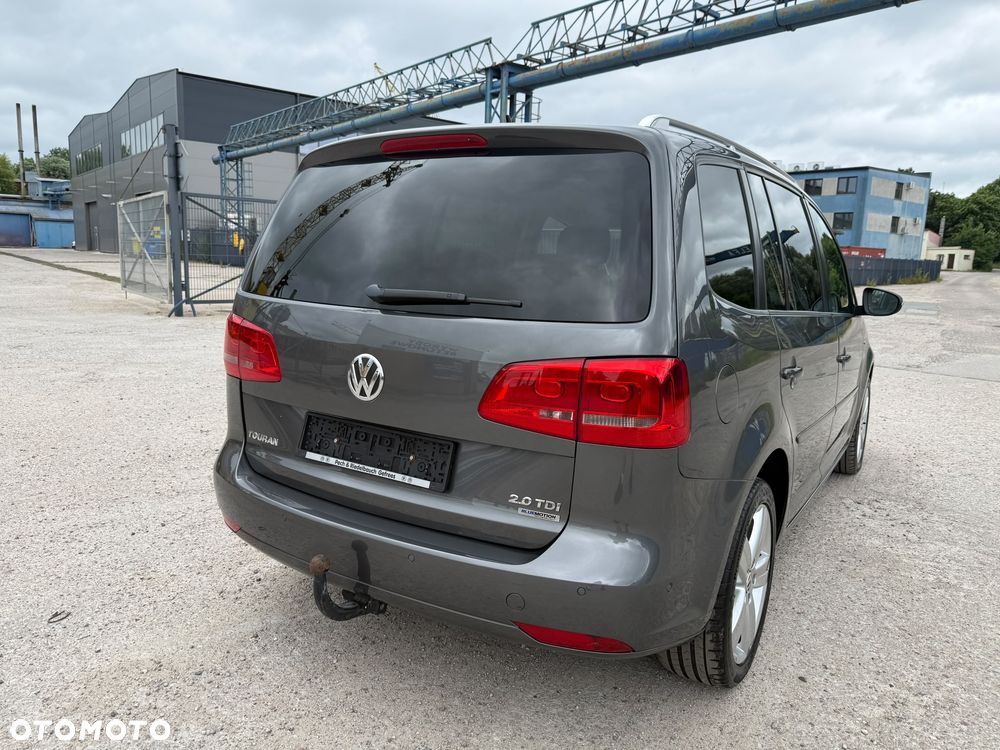 Volkswagen Touran 2.0 TDI DPF STYLE - 20