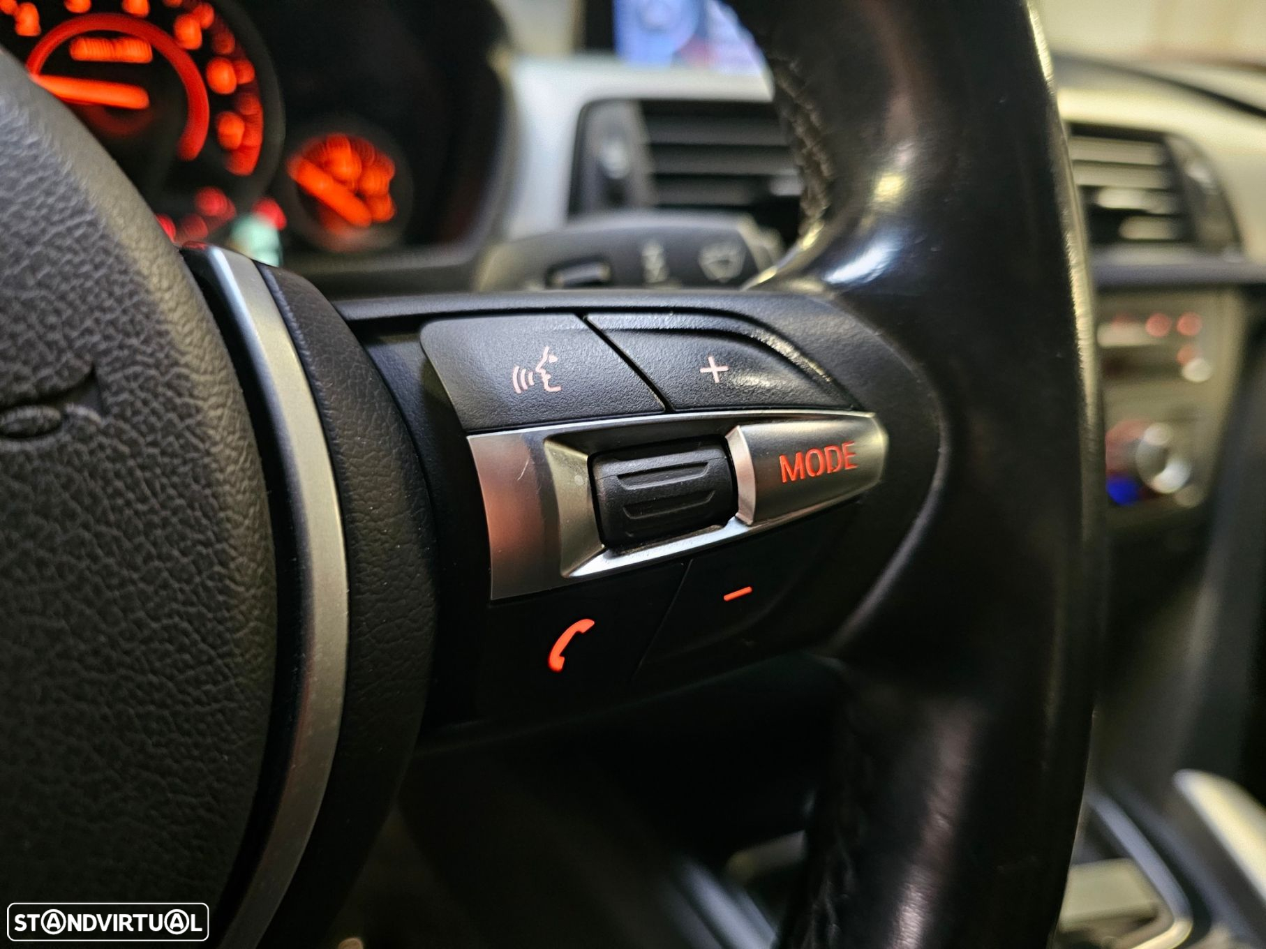 BMW 328 i Pack M - 16