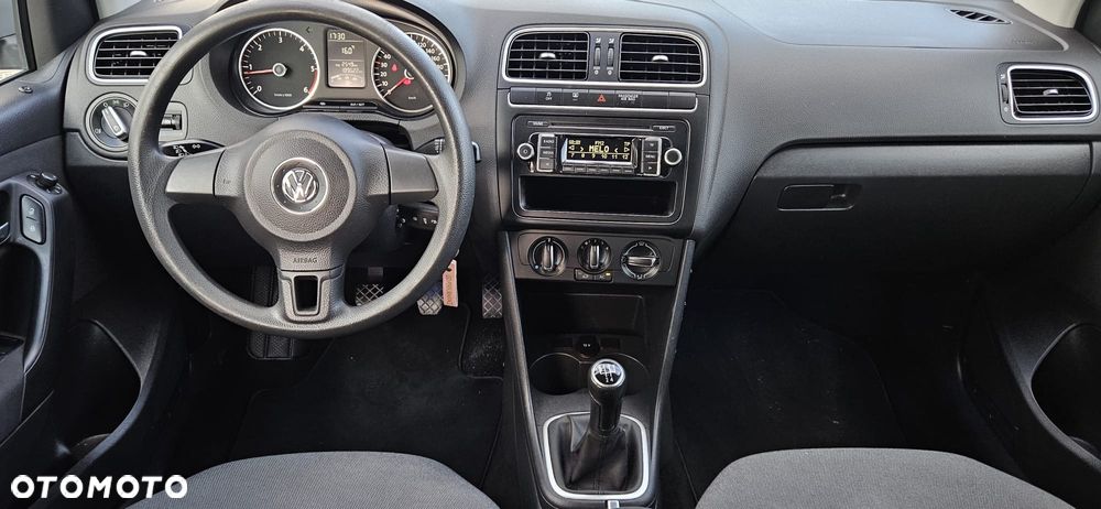 Volkswagen Polo - 22