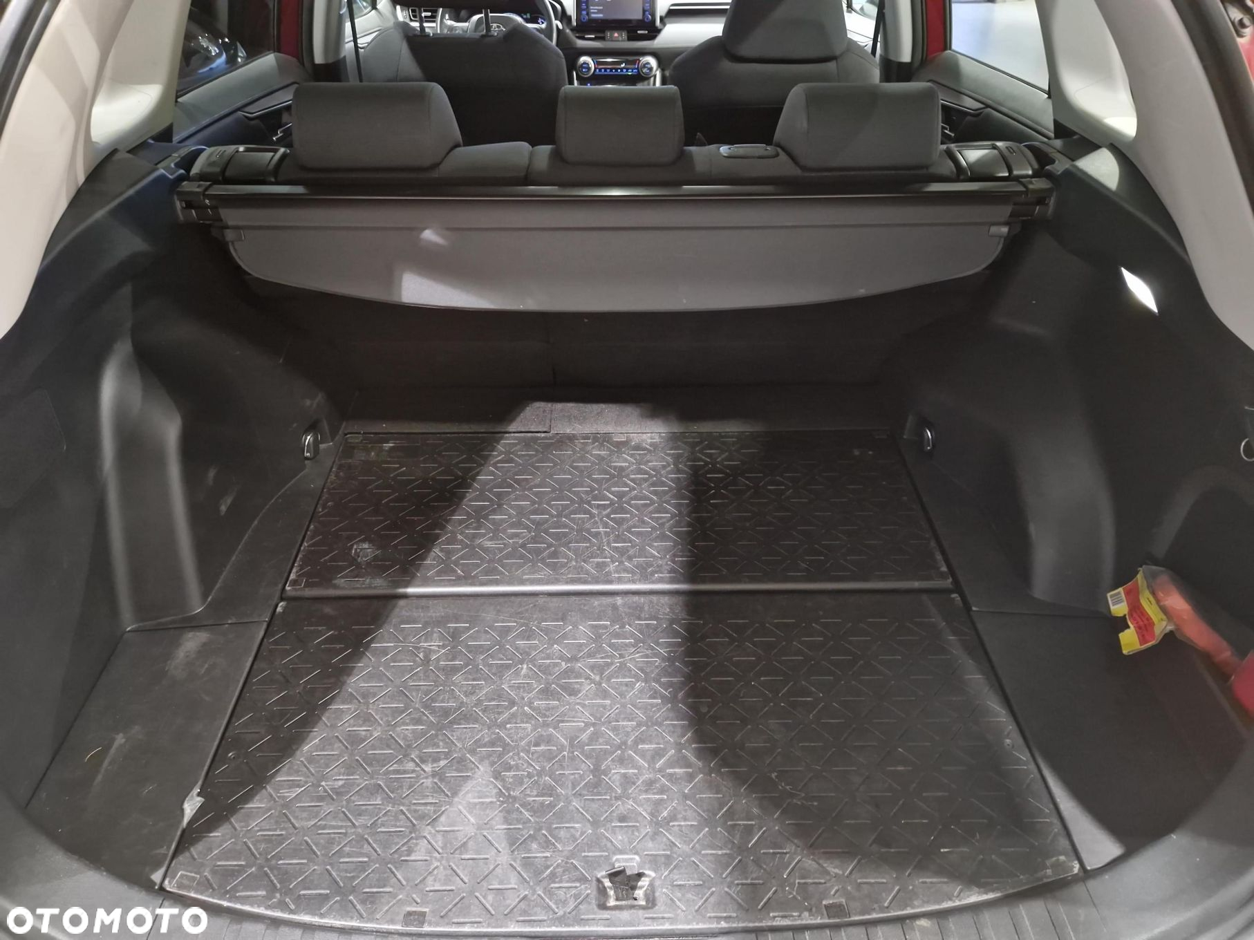 Toyota RAV4 - 11