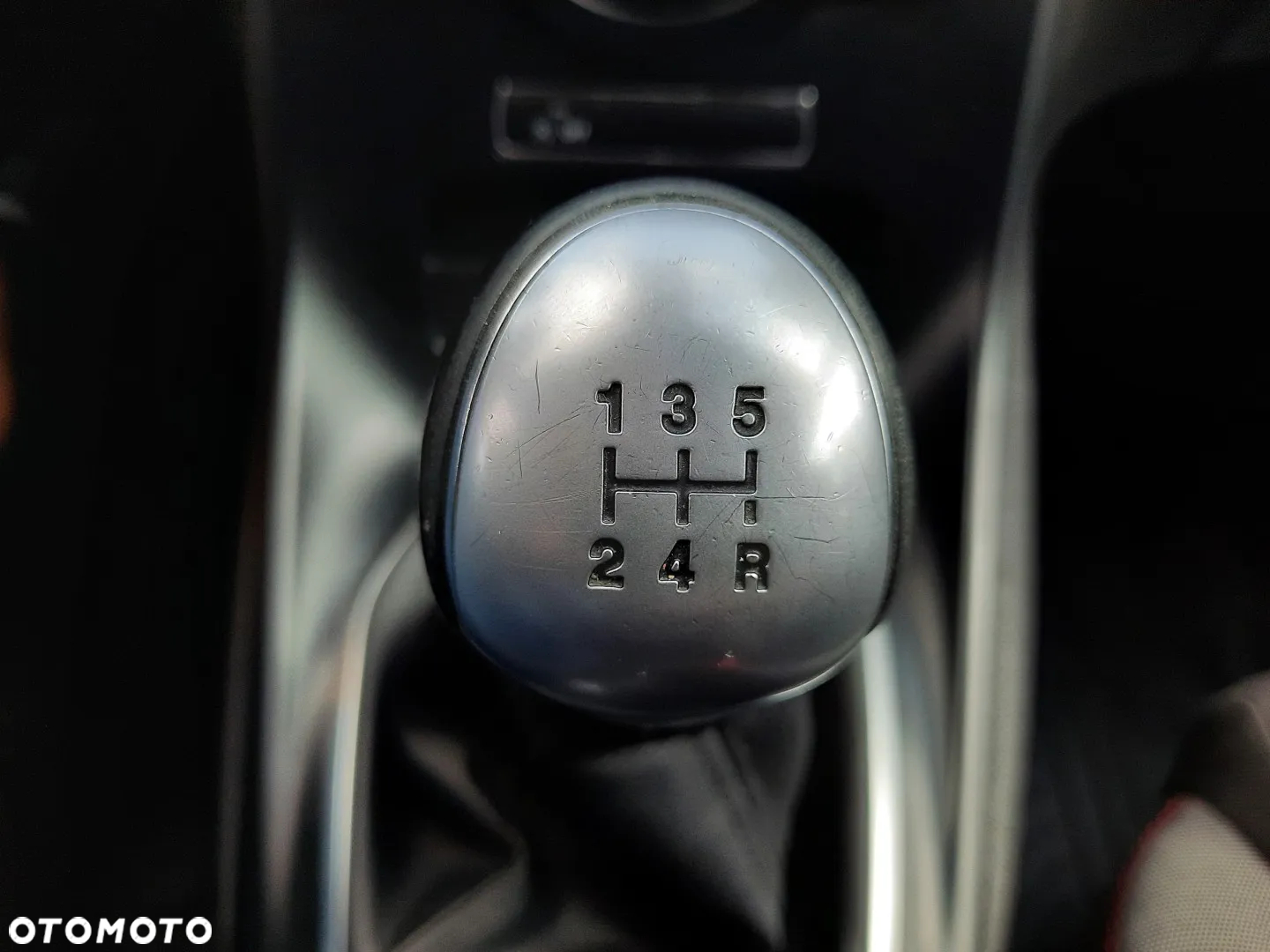 Ford Fiesta 1.0 EcoBoost Start-Stop ST-LINE - 36