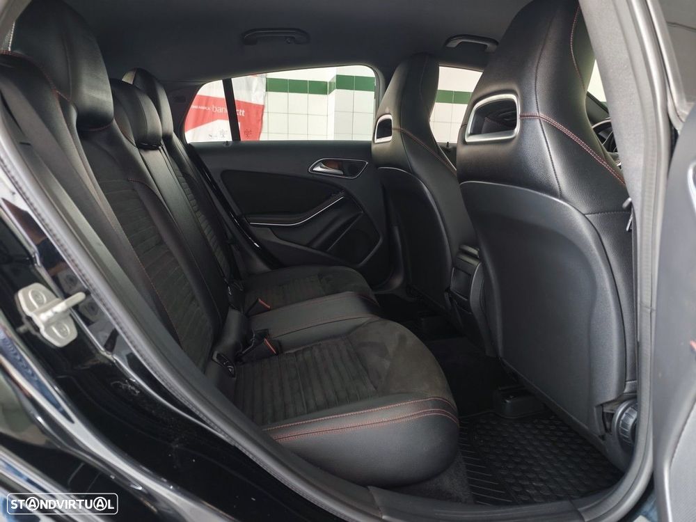 Mercedes-Benz CLA 200 d Shooting Brake AMG Line Aut. - 16
